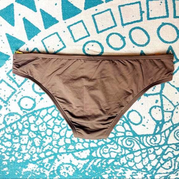 L*SPACE Jet Setter Gold Chain Side Hipster Bikini Bottom in Taupe Size Small - Picture 5 of 7